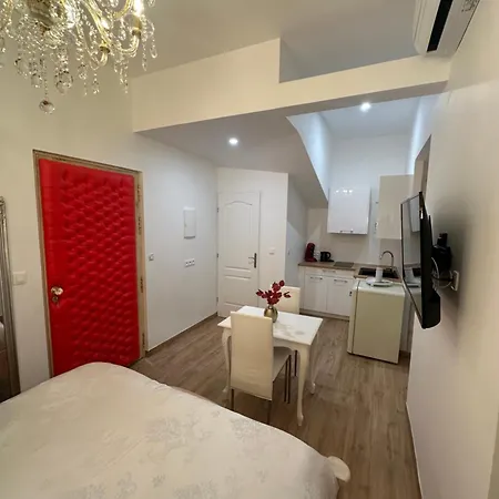 شقة Petit Presbytere Dans L'eglise