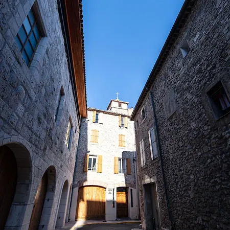 Apartment Petit Presbytere Dans L'eglise *